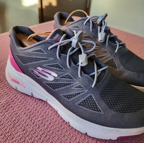 Skechers Go Walk Arch Fit Shoes Womens 9 Gray/ Pink Comfort Athletic - Picture 7 of 13